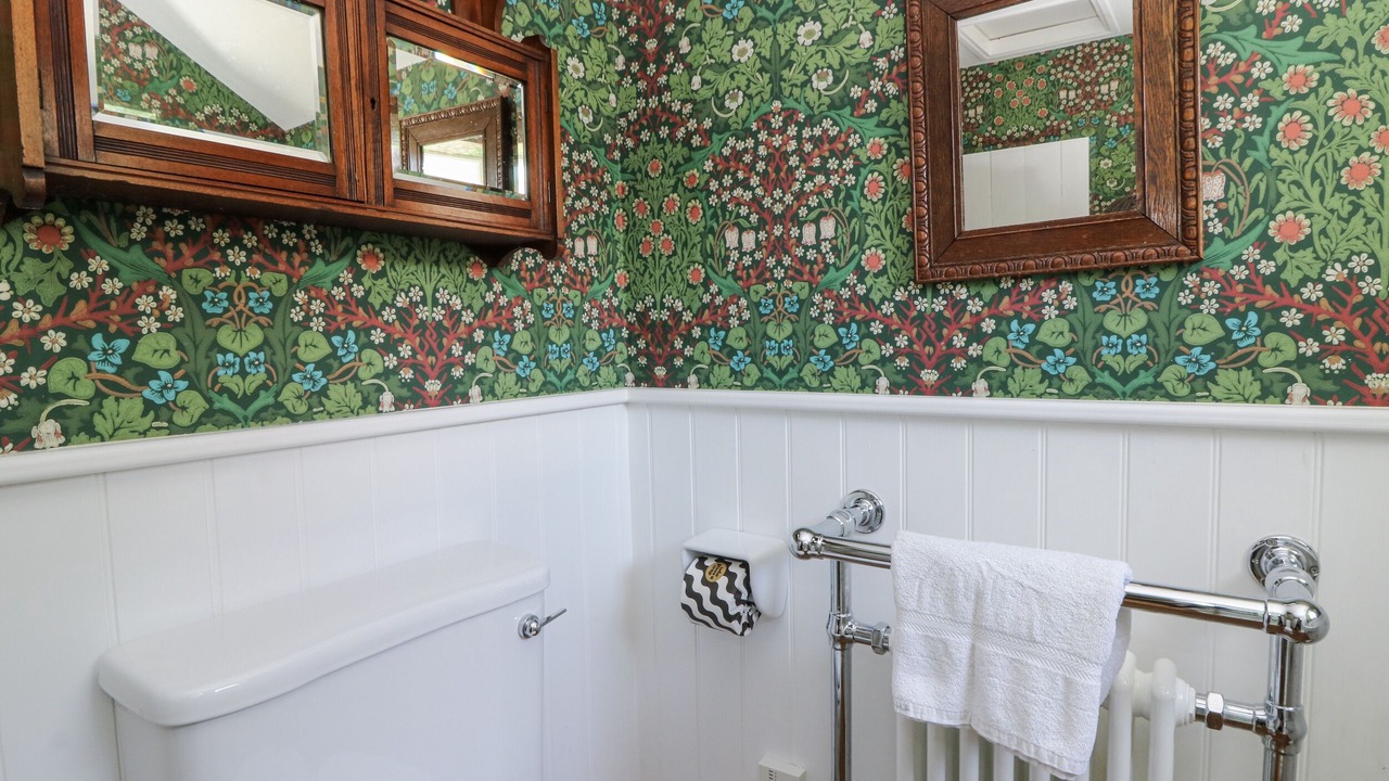 Photo of Bathroom in Llandyssiliogogo