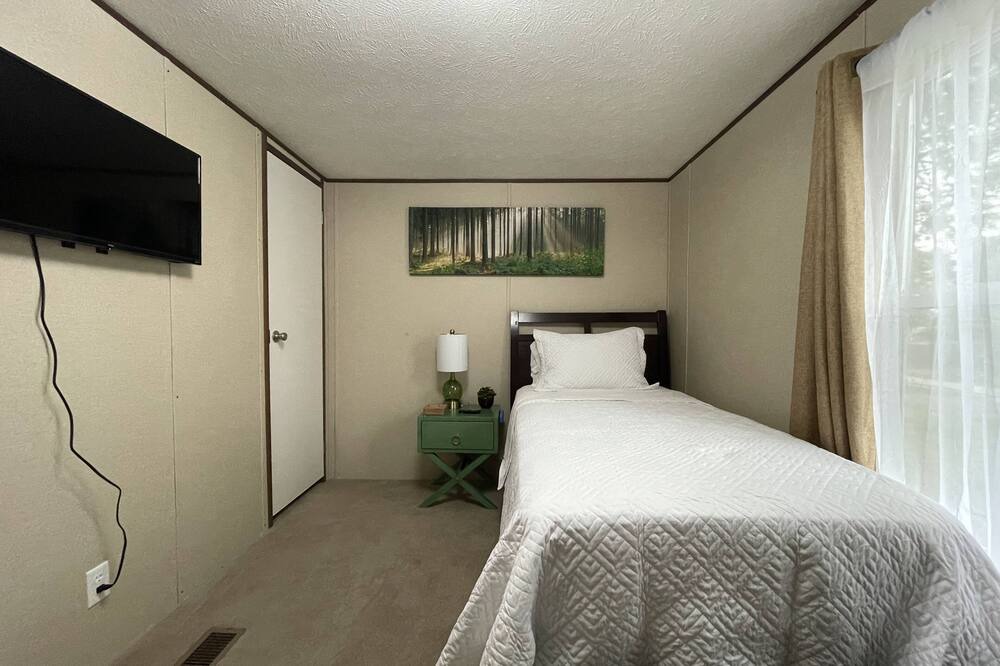 Photo of Bedroom in Willis