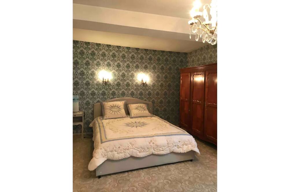 Photo of Bedroom in Gensac