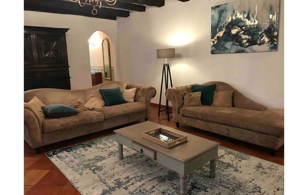 Photo of Livingroom in Gensac