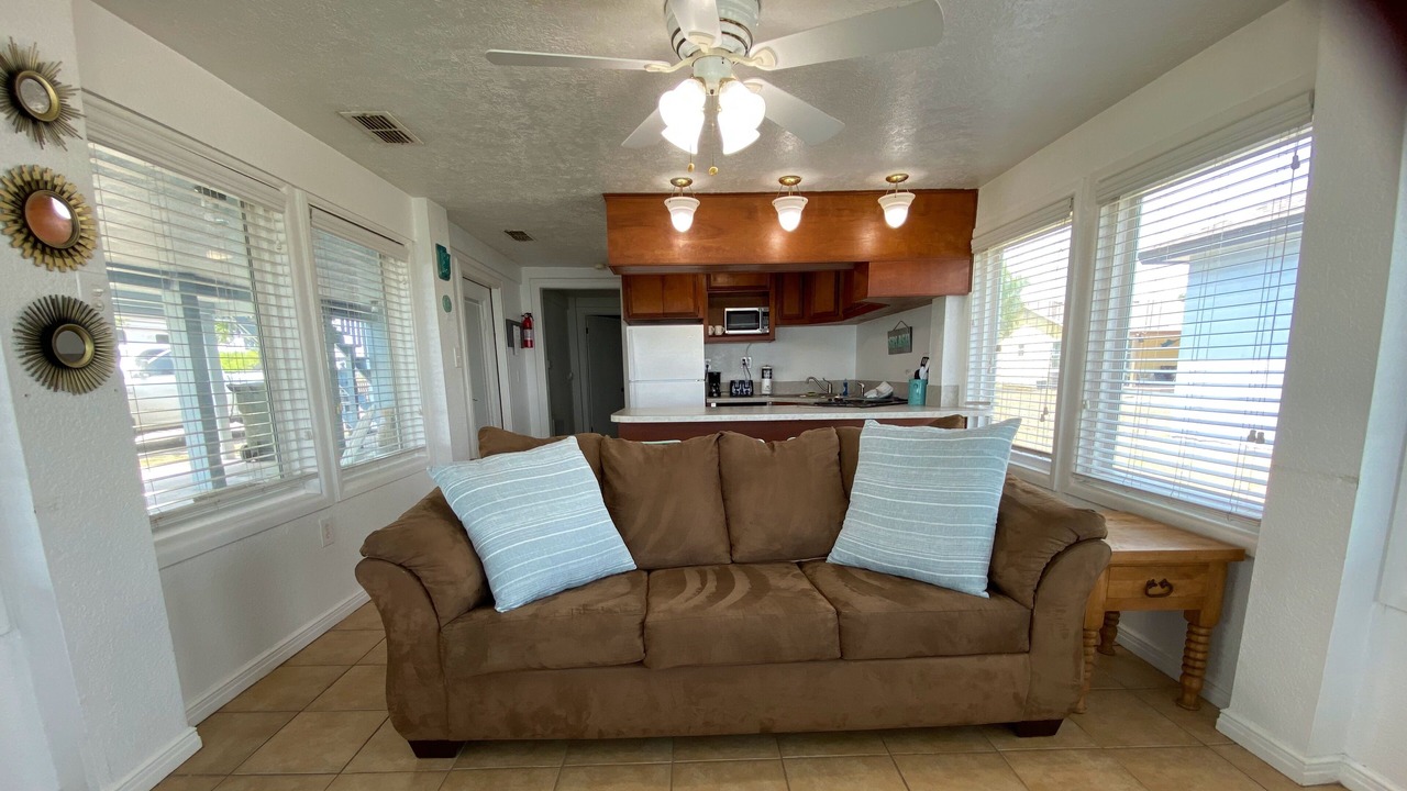 Photo of Livingroom in Kleberg County