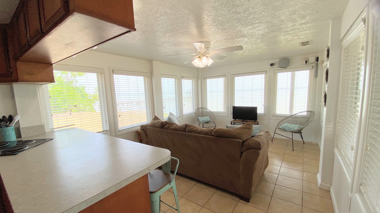 Photo of Livingroom in Kleberg County