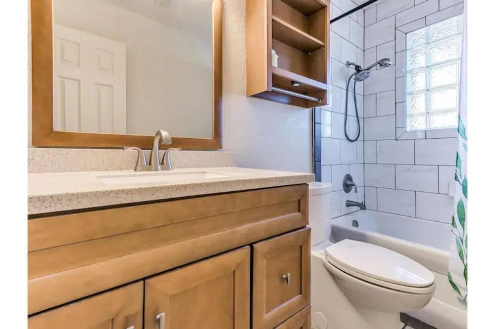Photo of Bathroom in Broken Arrow