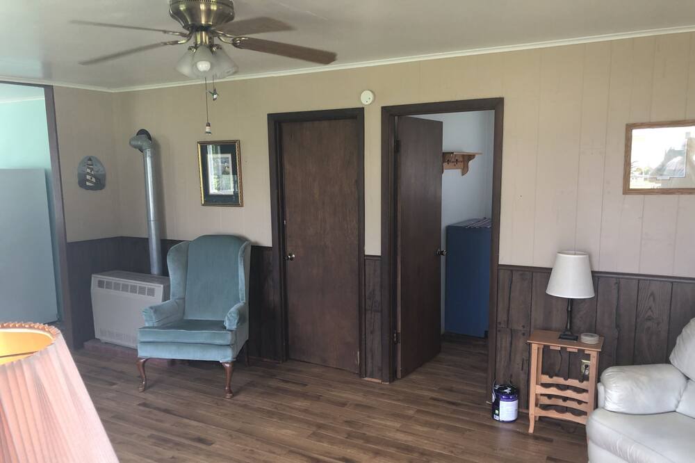 Photo of Bedroom in Harbor Beach