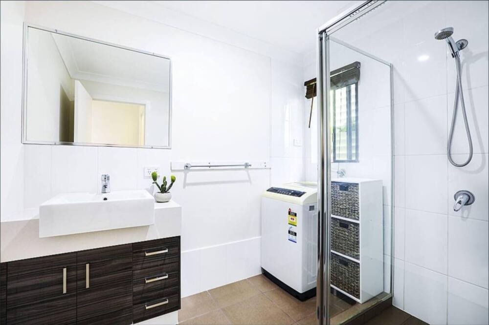 Photo of Bathroom in Ashmore