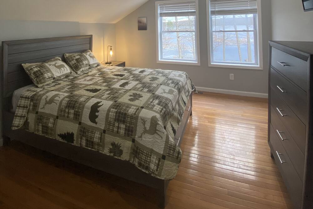 Photo of Bedroom in Dingmans Ferry