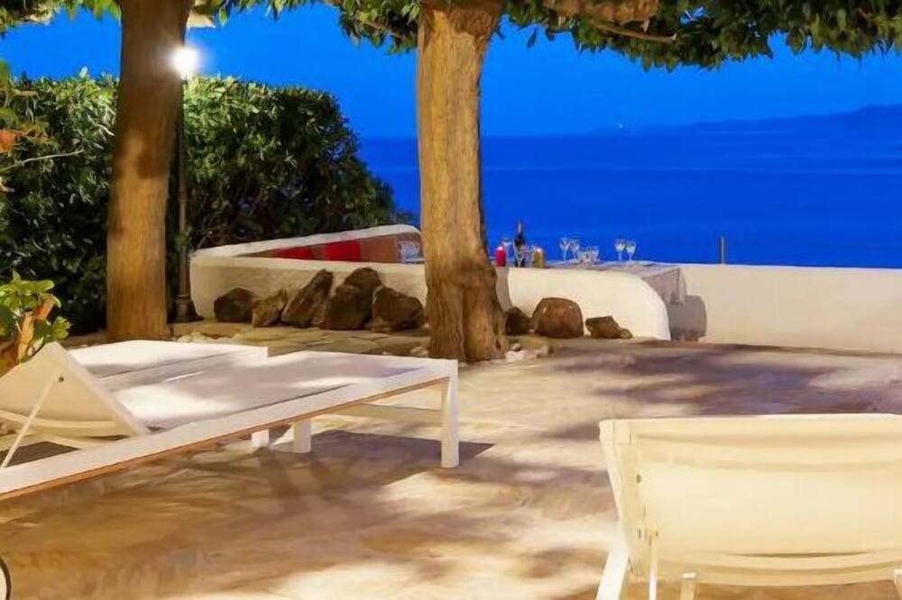 Photo of Patio Balcony in Colera