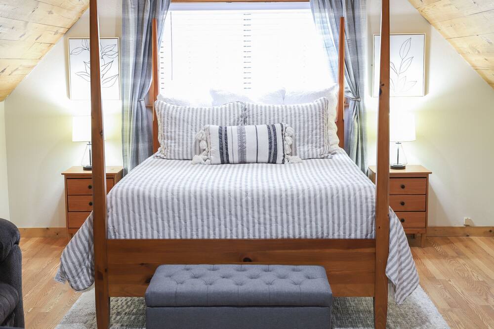 Photo of Bedroom in Burnet