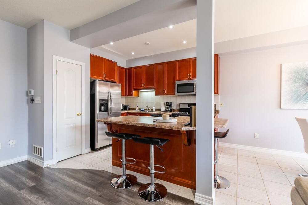 Photo of Kitchen in Stoney Creek