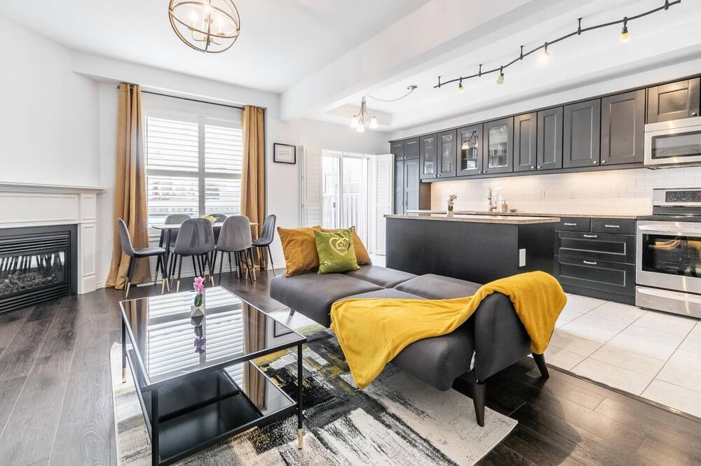 Photo of Bedroom in Stoney Creek