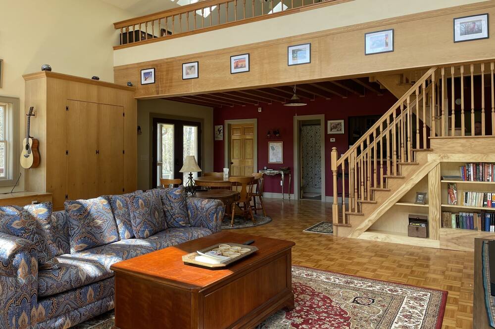 Photo of Livingroom in Spencer