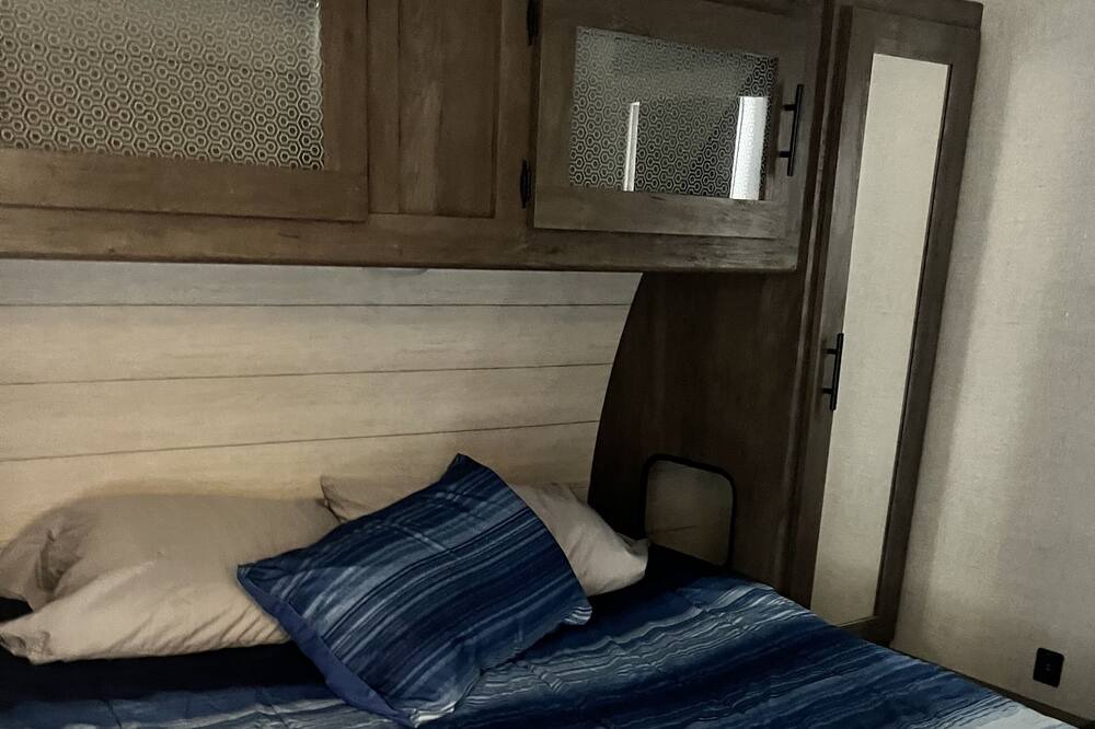 Photo of Bedroom in Abercrombie