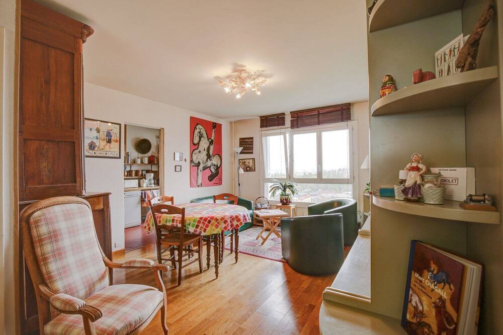 Photo of Livingroom in Bagnolet