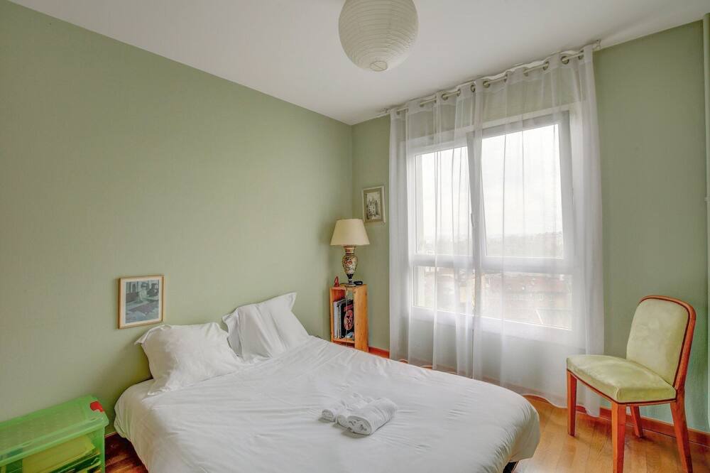 Photo of Bedroom in Bagnolet
