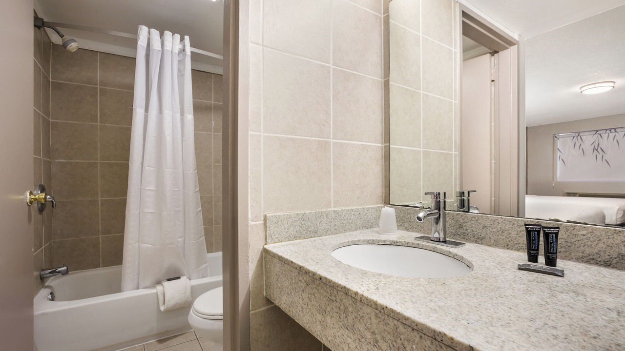 Photo of Bathroom in Edison