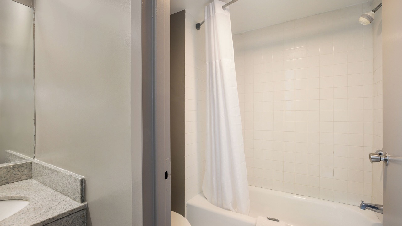 Photo of Bathroom in Edison