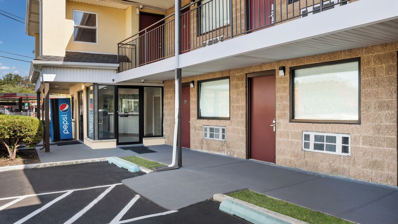 Photo of Outdoor in Edison