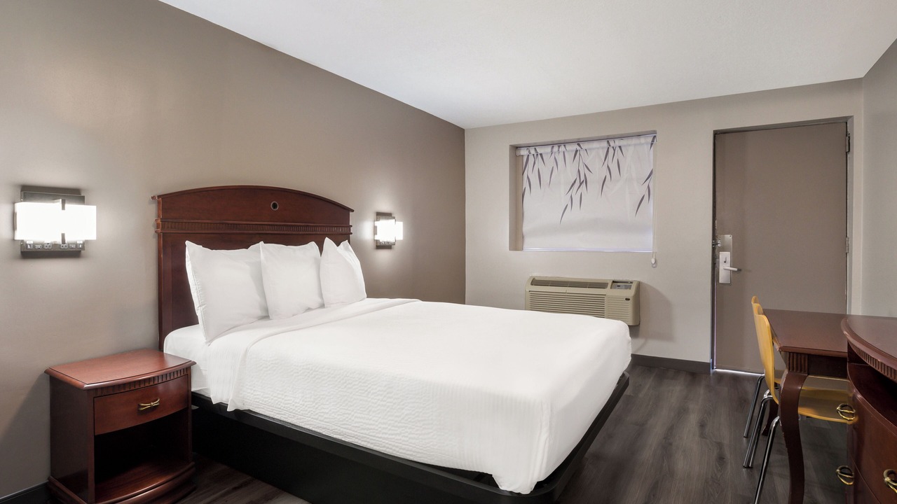 Photo of Bedroom in Edison