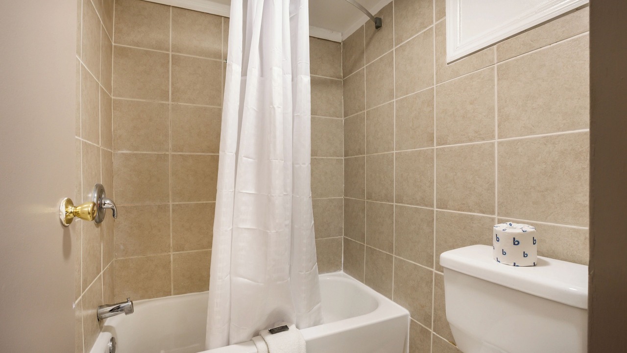 Photo of Bathroom in Edison