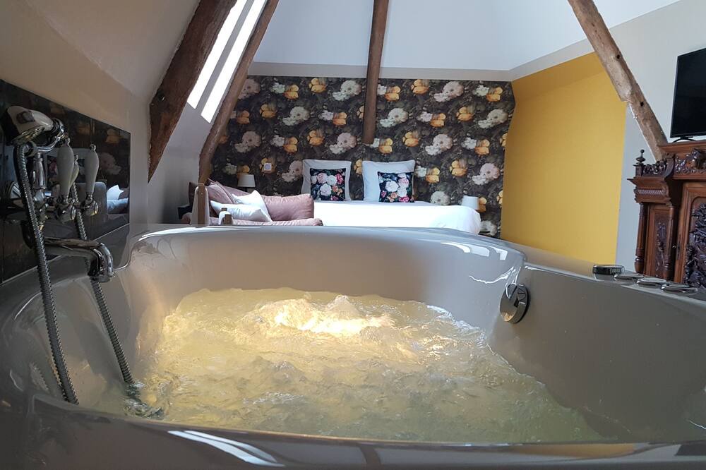 Photo of Bedroom in Ploermel