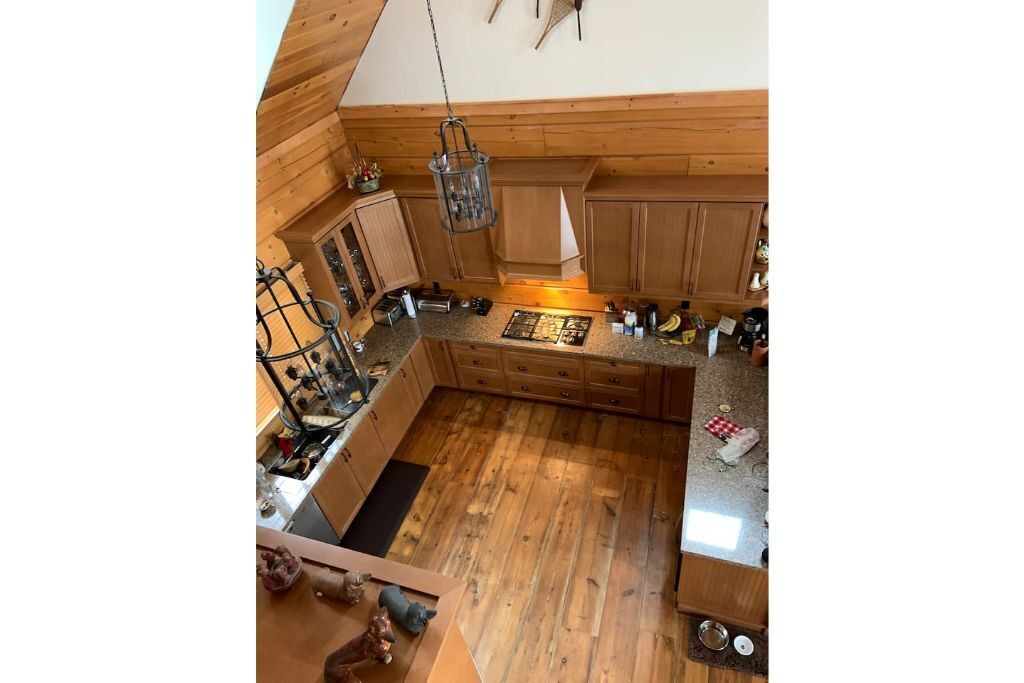Photo of Kitchen in Dysart et al