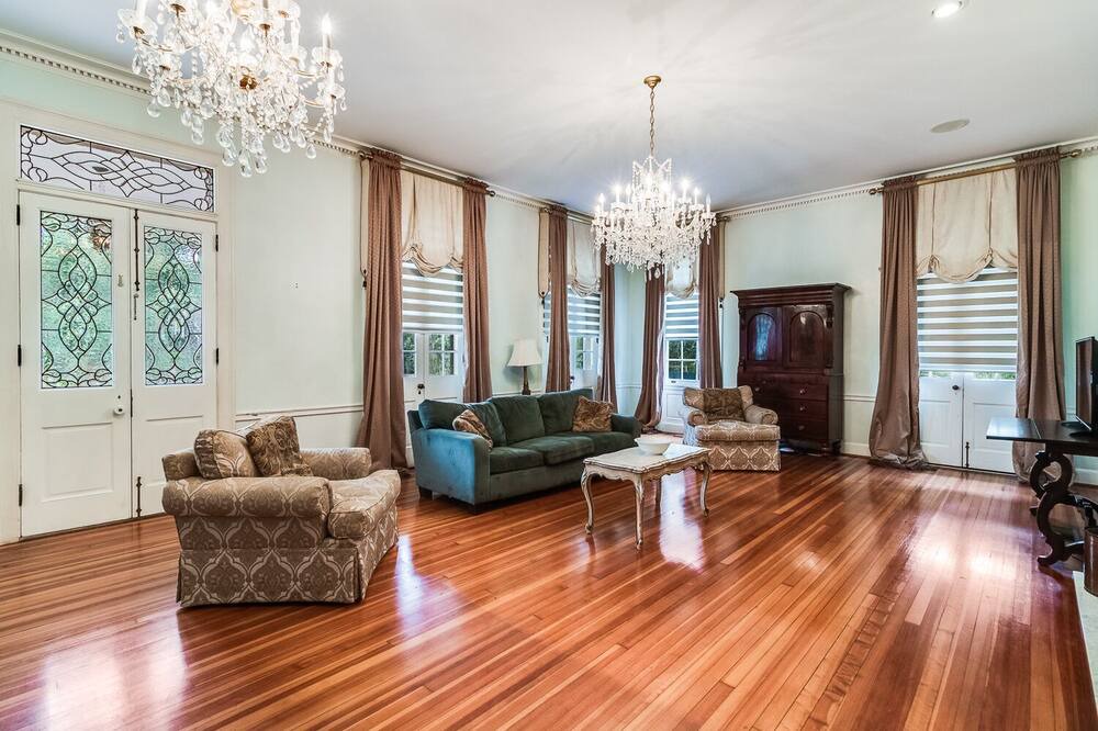 Photo of Bedroom in New Iberia