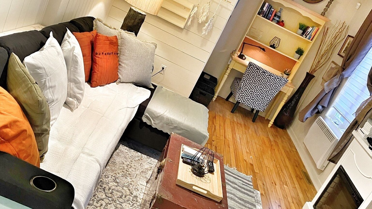 Photo of Livingroom in Montebello
