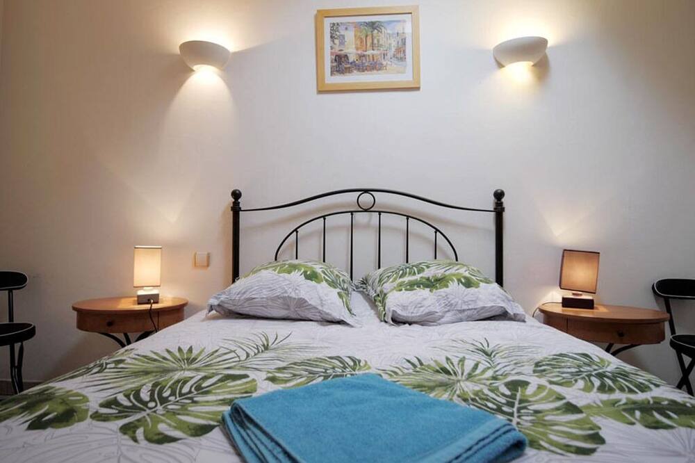 Photo of Bedroom in Lagrasse