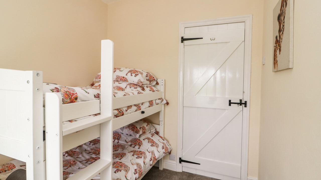 Photo of Others in Arnold