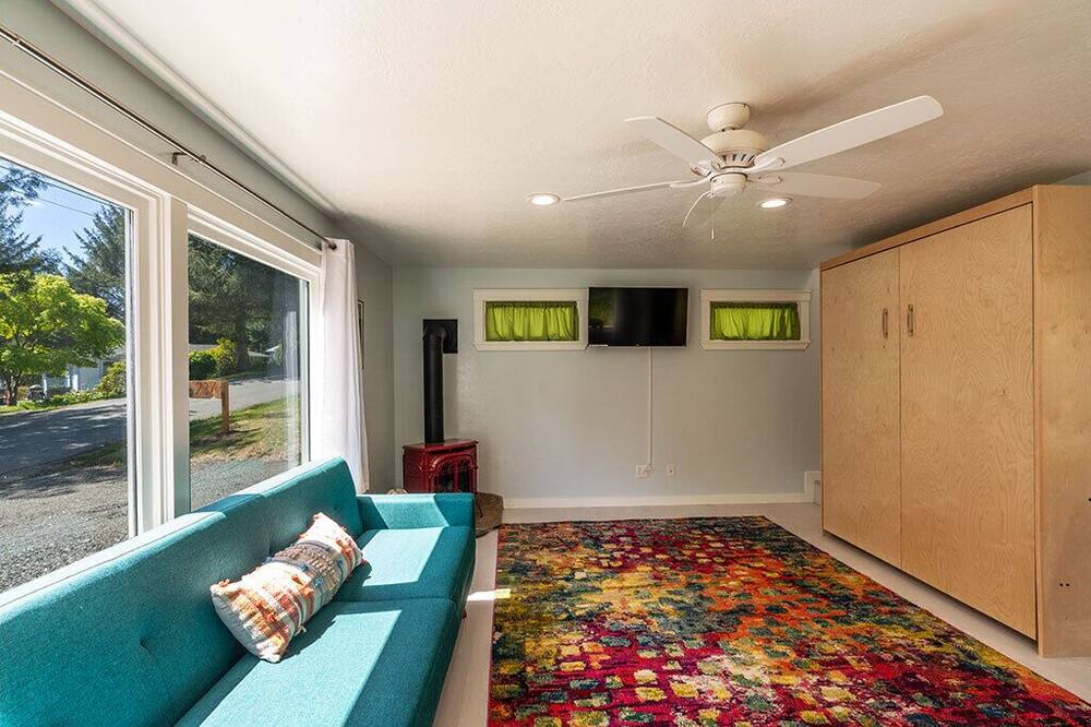 Photo of Bedroom in Westhaven-Moonstone