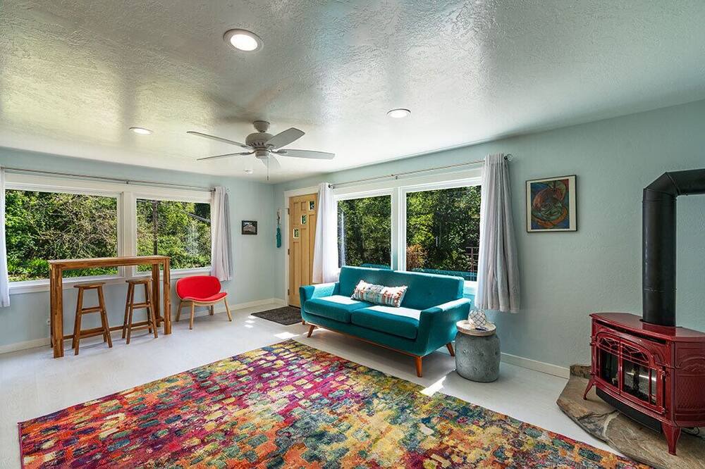 Photo of Livingroom in Westhaven-Moonstone