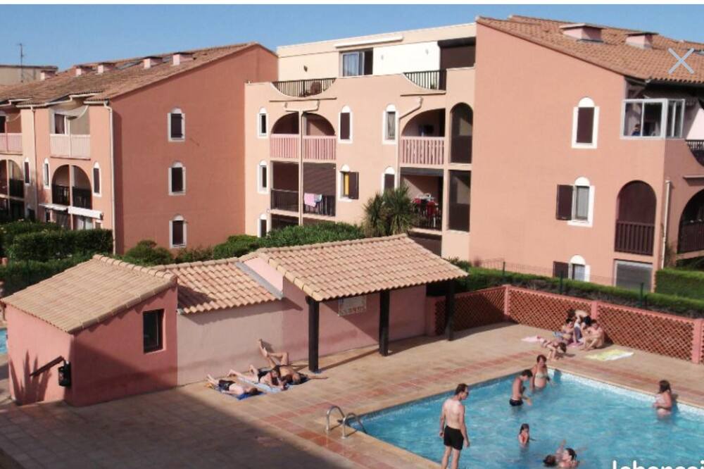 Photo of Outdoor in Les Arenes