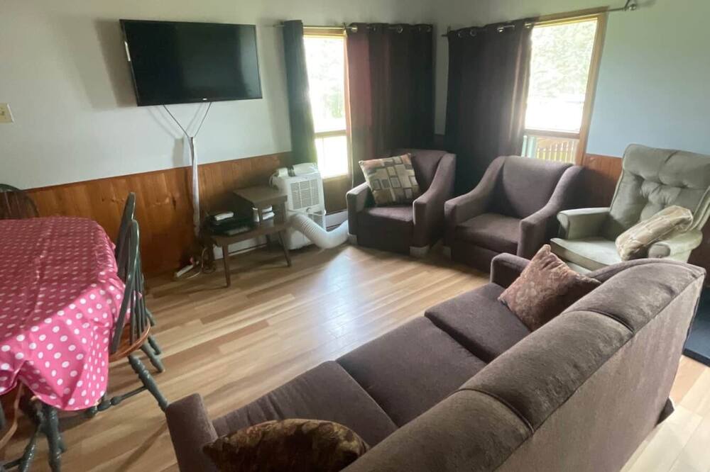 Photo of Bedroom in Trent Hills