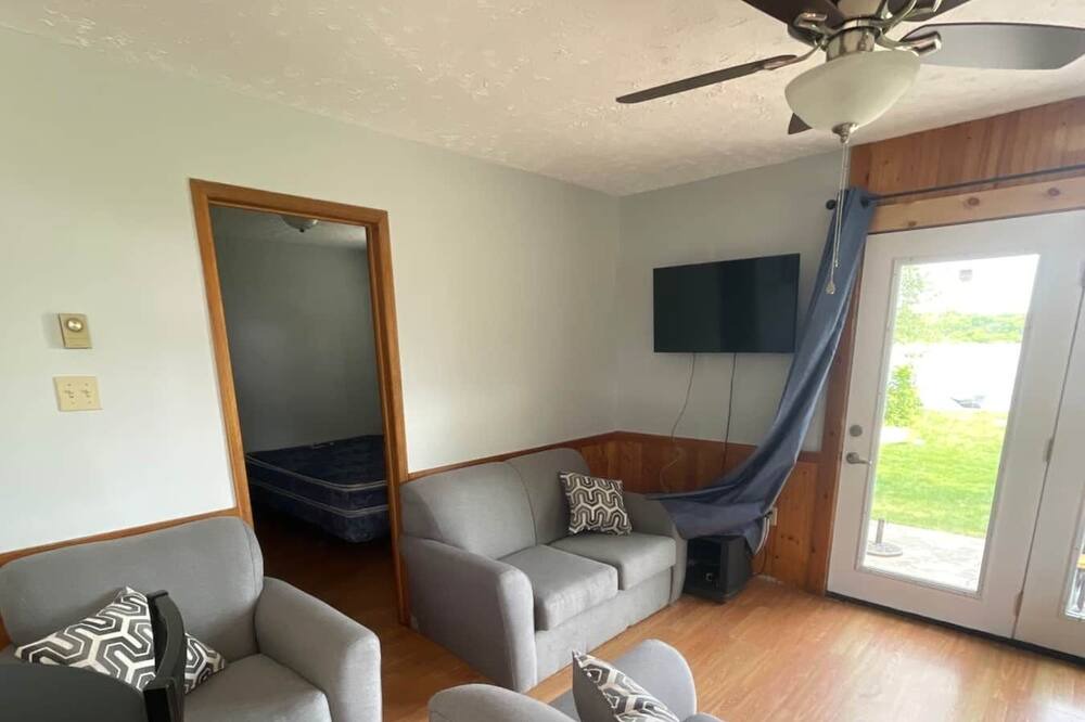 Photo of Bedroom in Trent Hills