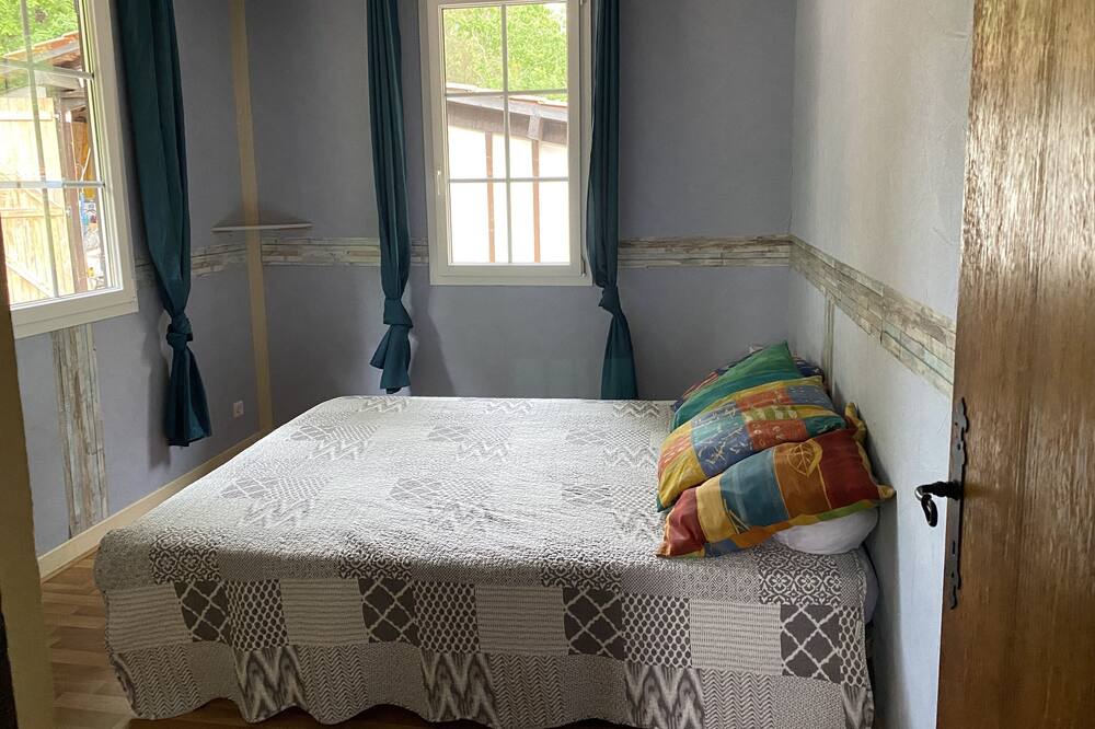 Photo of Others in Gastes