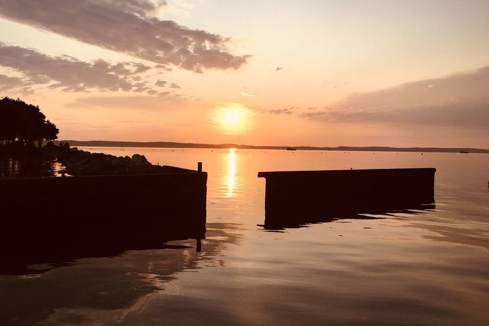 Photo of Others in Gastes