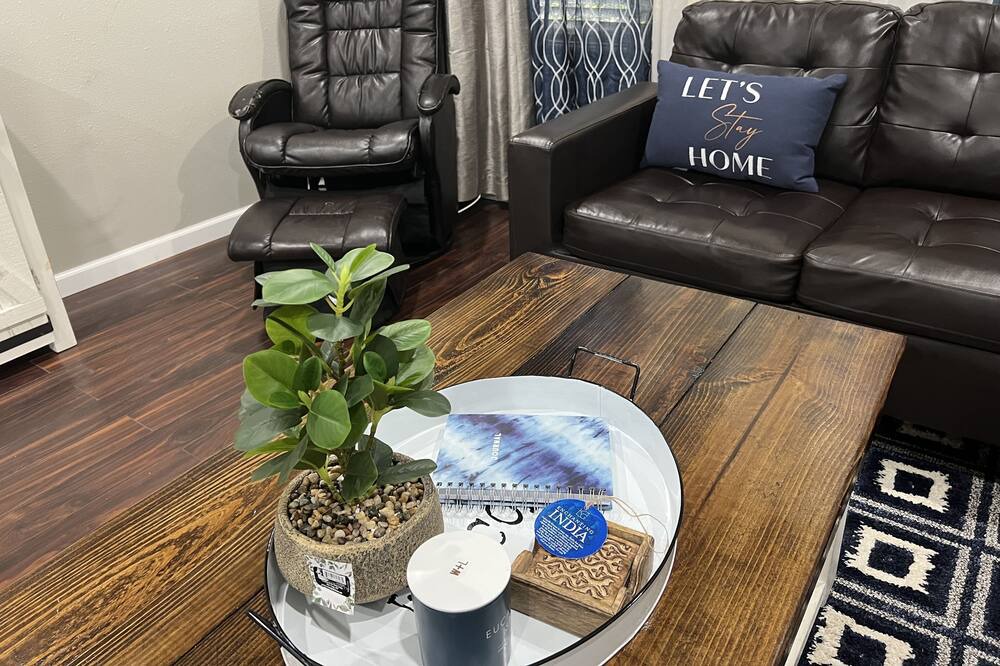 Photo of Livingroom in West Orange