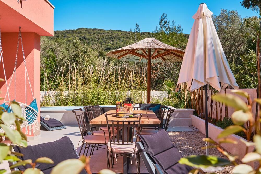 Photo of Patio Balcony in Miholascica