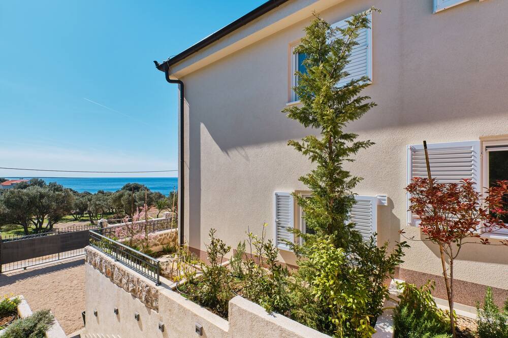 Photo of Patio Balcony in Miholascica