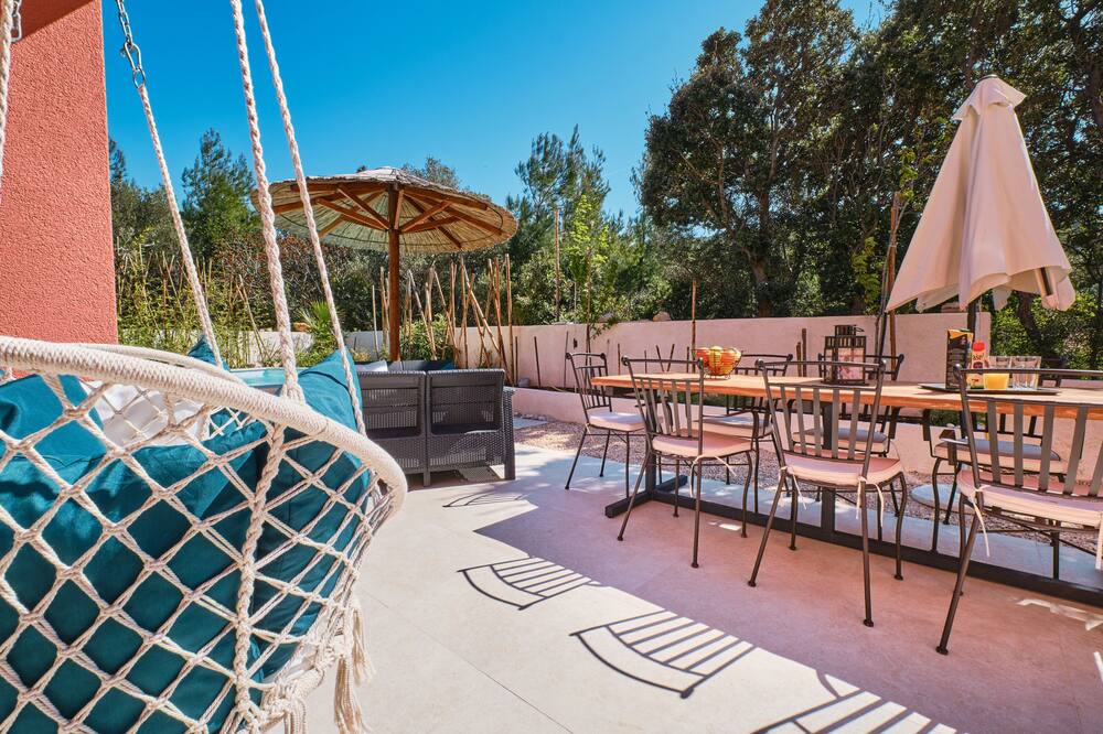 Photo of Patio Balcony in Miholascica