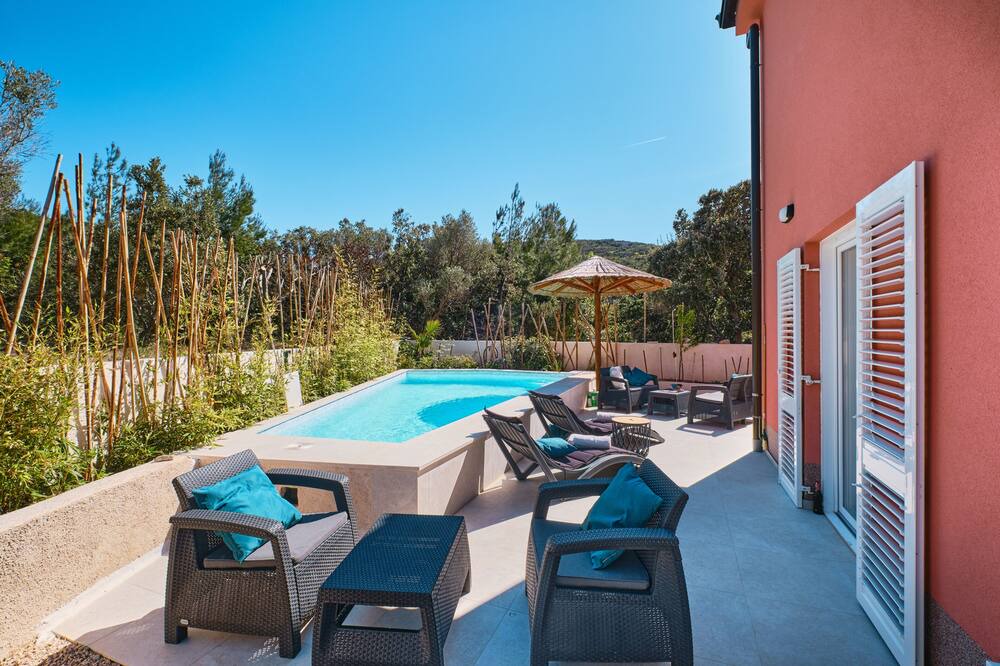 Photo of Patio Balcony in Miholascica