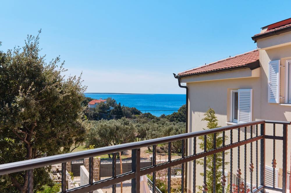 Photo of Patio Balcony in Miholascica