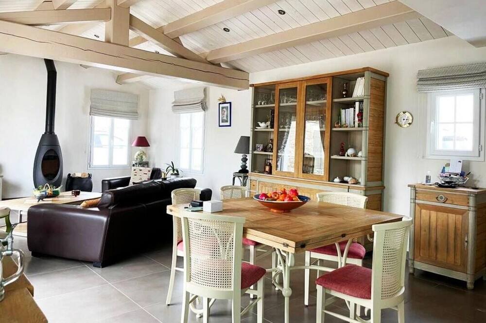 Photo of Livingroom in L'Epine