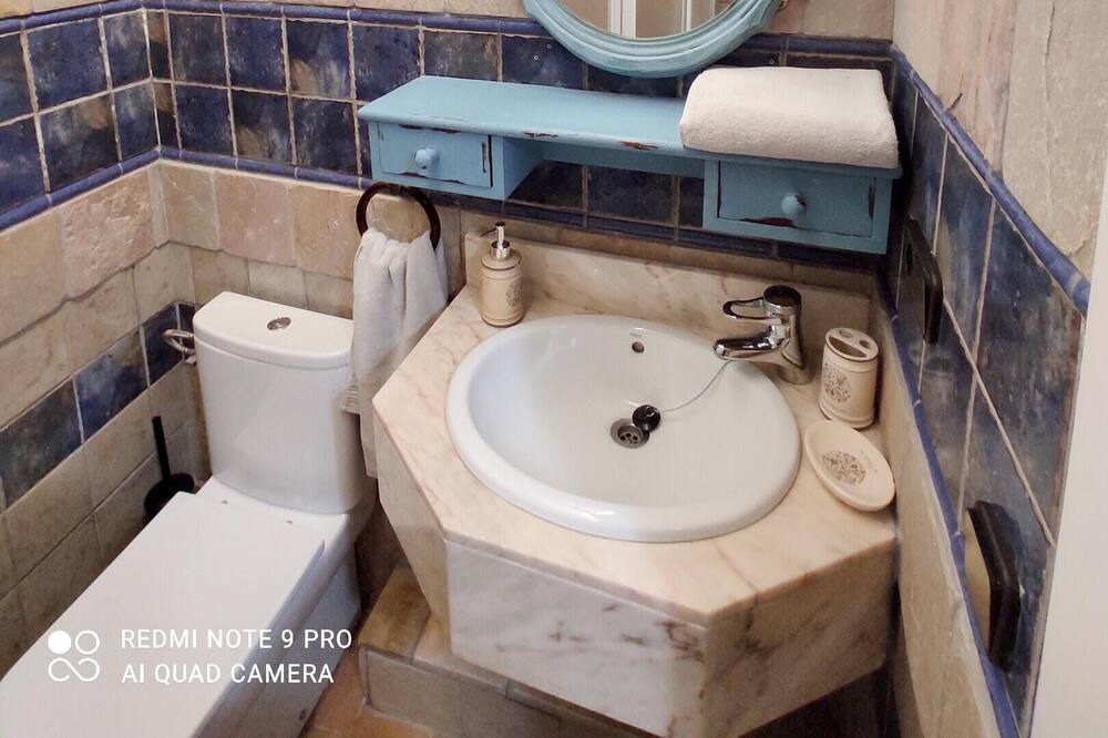 Photo of Bathroom in Roda de Bara