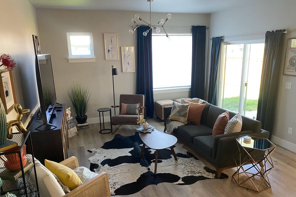 Photo of Livingroom in Bozeman
