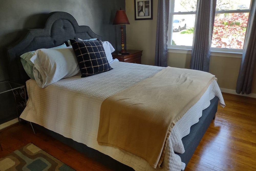 Photo of Bedroom in Bethlehem