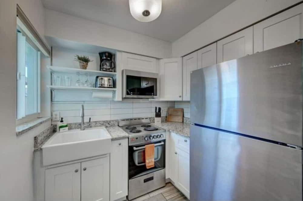 Photo of Kitchen in Garden Isles