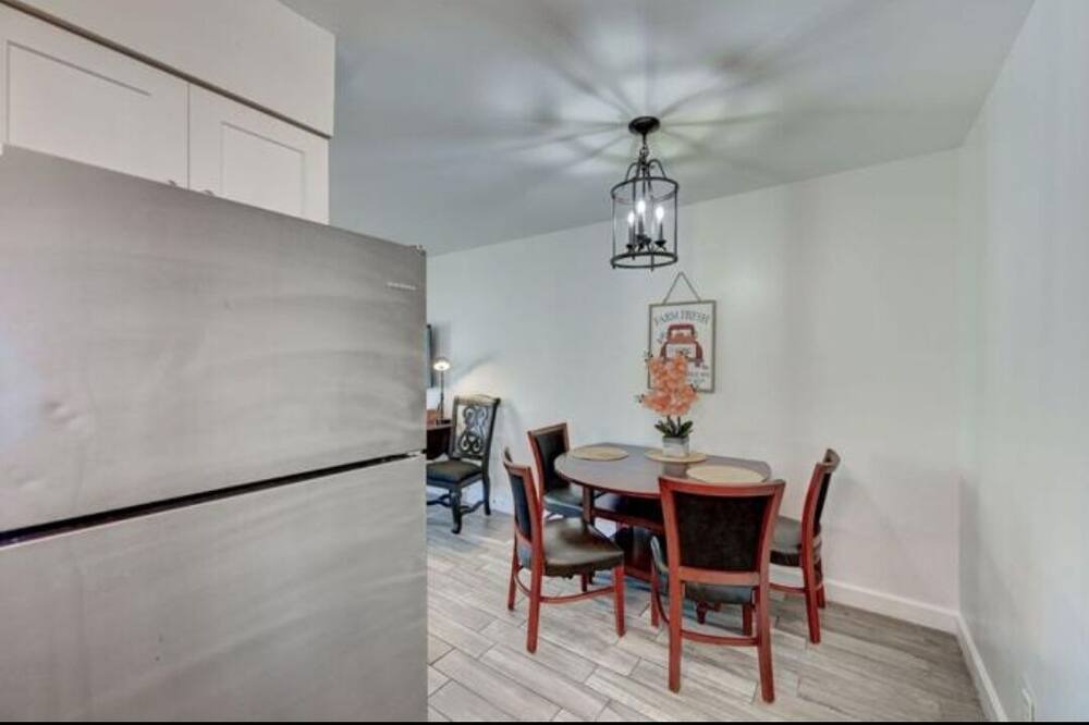 Photo of Kitchen in Garden Isles