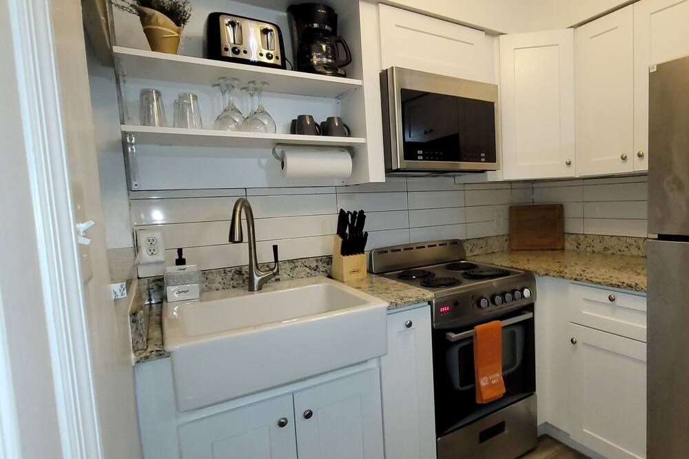 Photo of Kitchen in Garden Isles