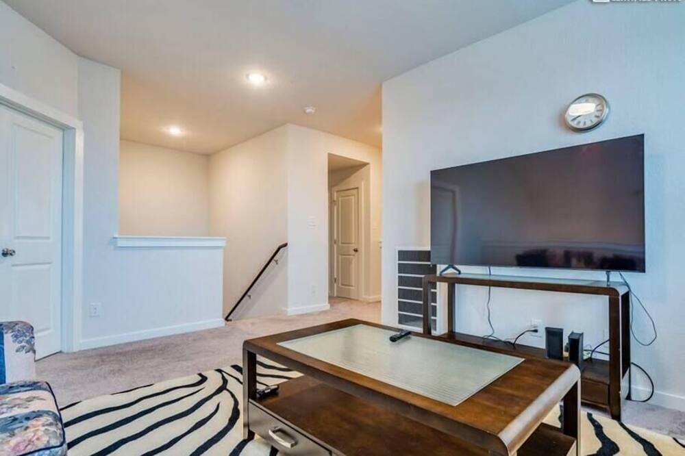 Photo of Livingroom in Hutto